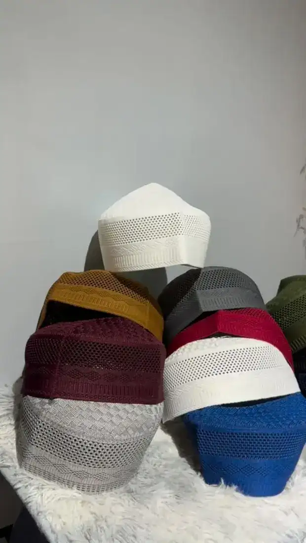 Silver Jarad Geometric Cap product photograph from Mina’s Loom